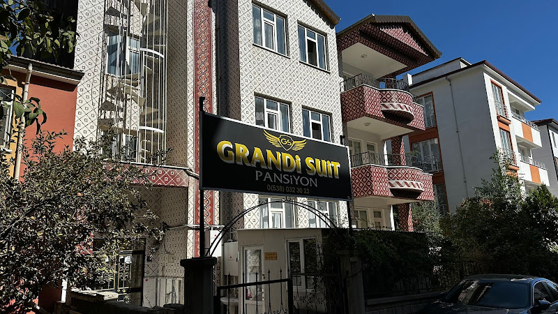 Grandi Suit Pansiyon