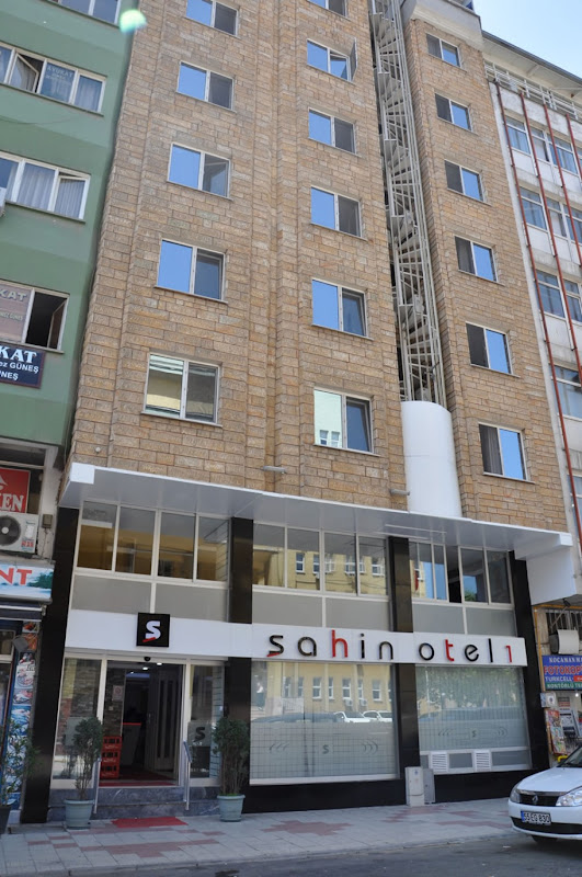 Şahin Otel 1