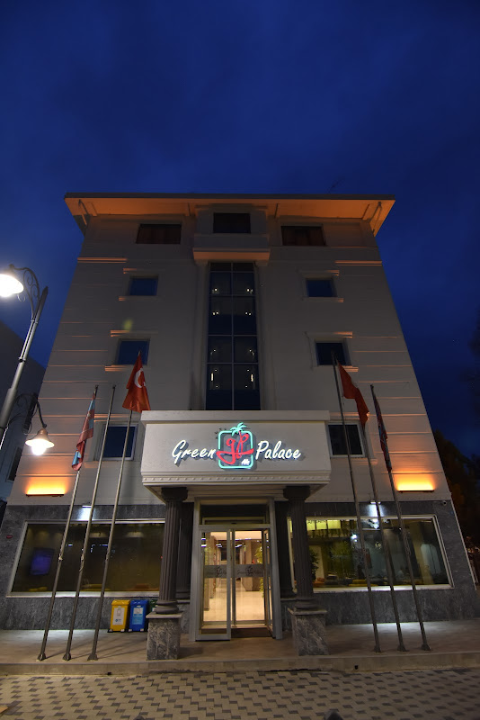 Green Palace Suite Hotel