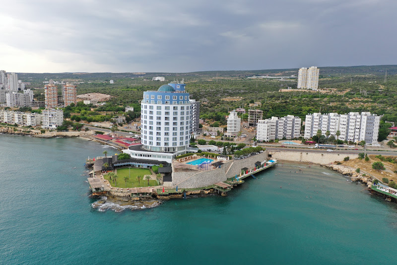 Lamos Hotel & Convention Center