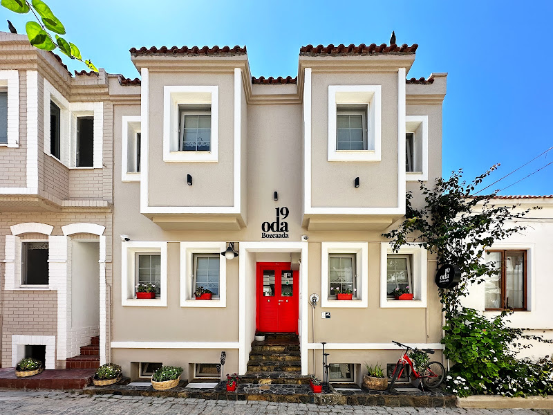 19 Oda Bozcaada Oteli