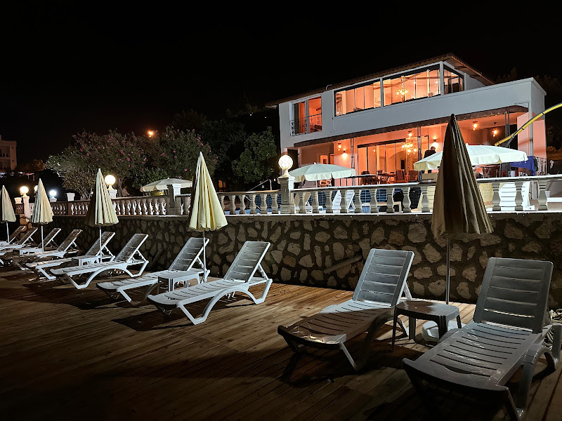 OtelOX Ayaş Beach Bungalov