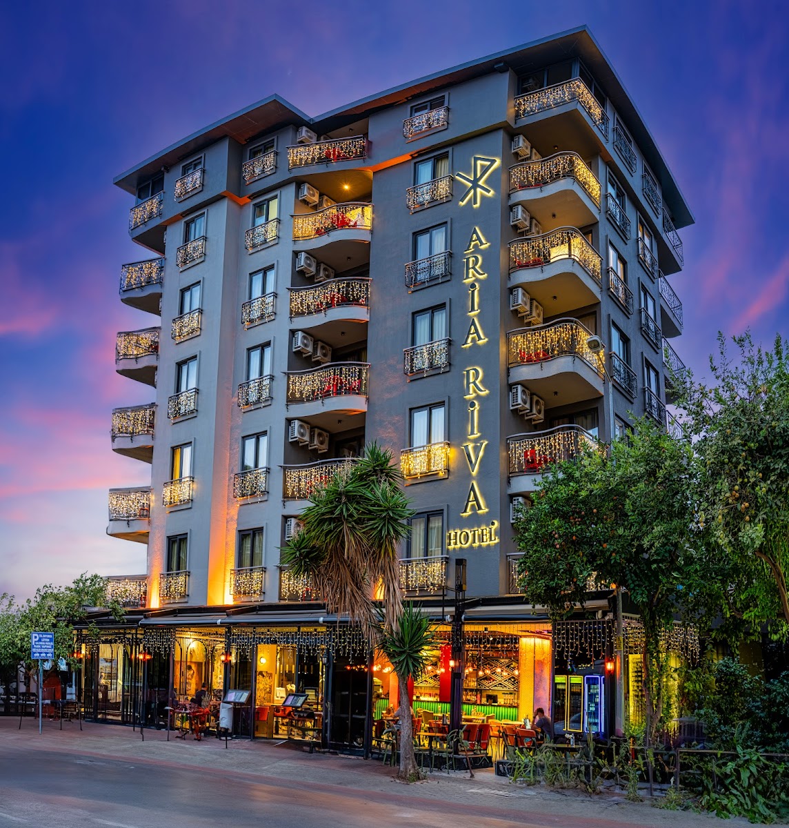 Anjelıq Downtown Hotel