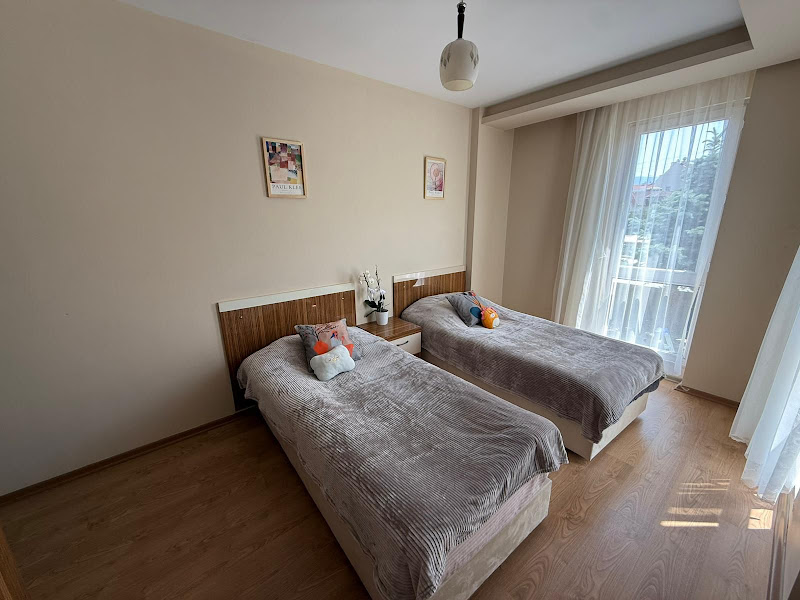 Uni-lodge Kız Apart