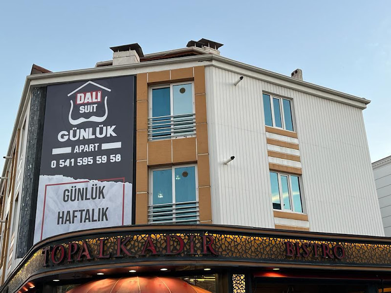 Dali Suit Denizli