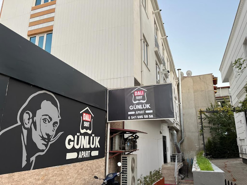 Dali Suit Denizli