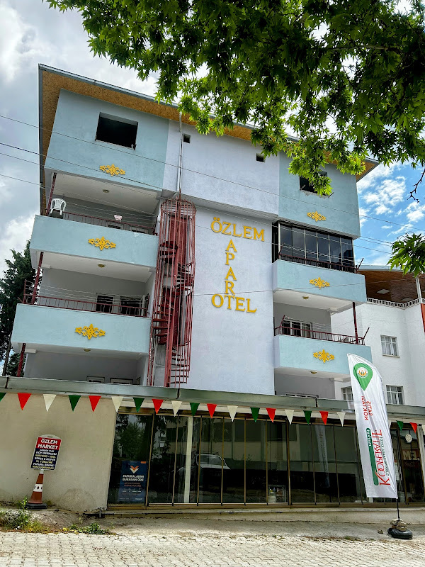 ÖZLEM APART (PANSİYON) KALORİFERLİ ILICA