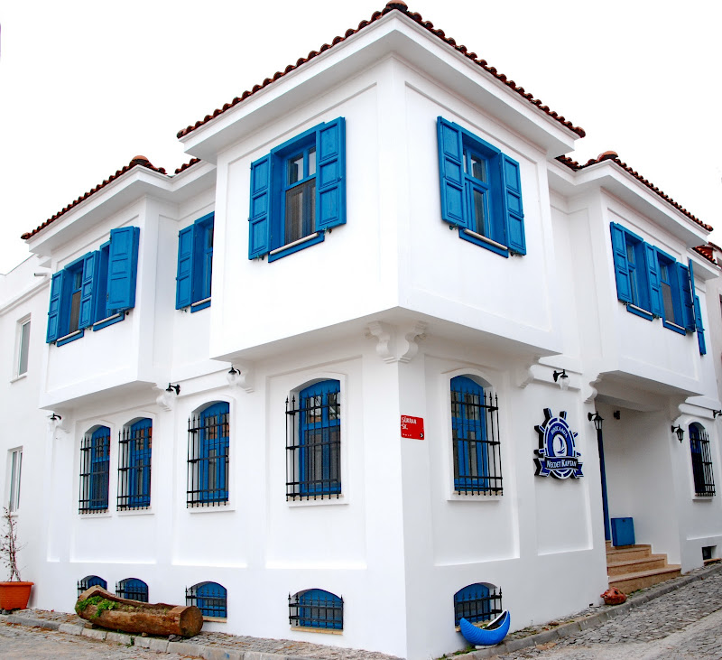 Necdet Kaptan Konukevi