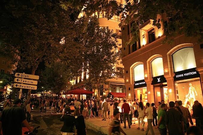 Gallery Residence & Hotel