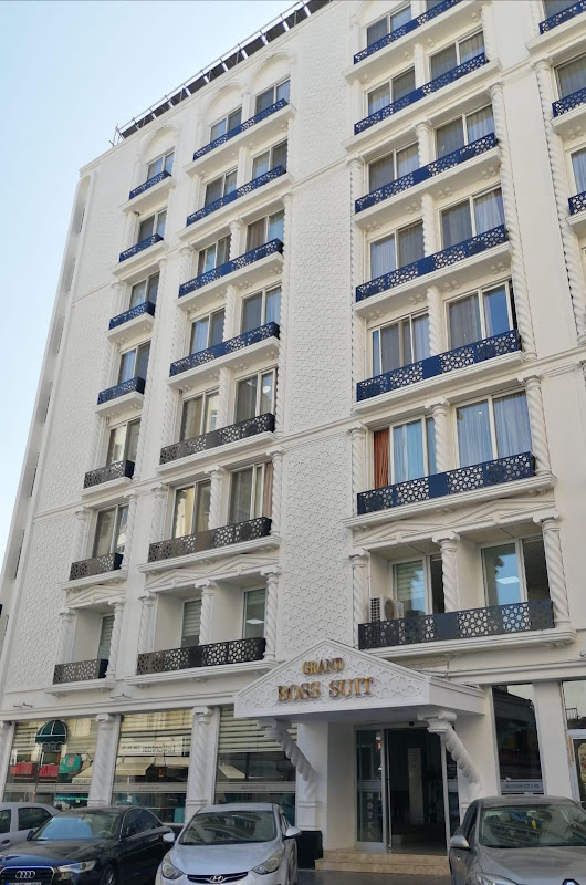 Grand Boss Suit Otel