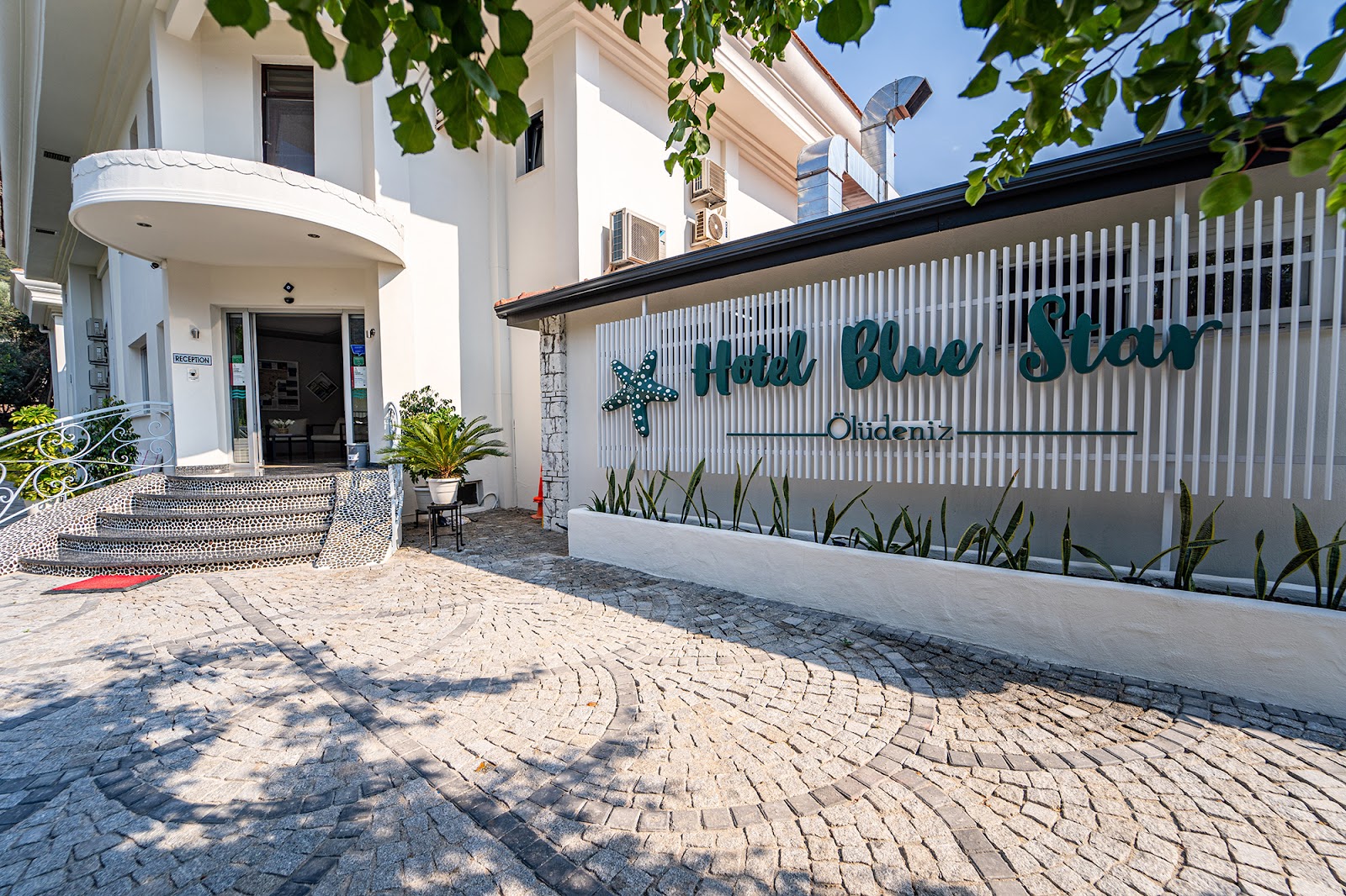 Magic Tulip Beach Hotel