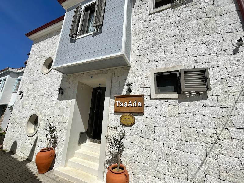 TaşAda Hotel