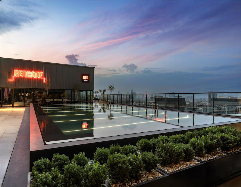 Radisson RED Izmir Point Bornova