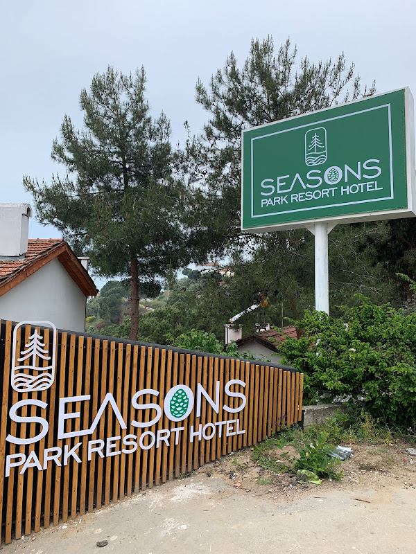 Seasons Park Resort Hotel