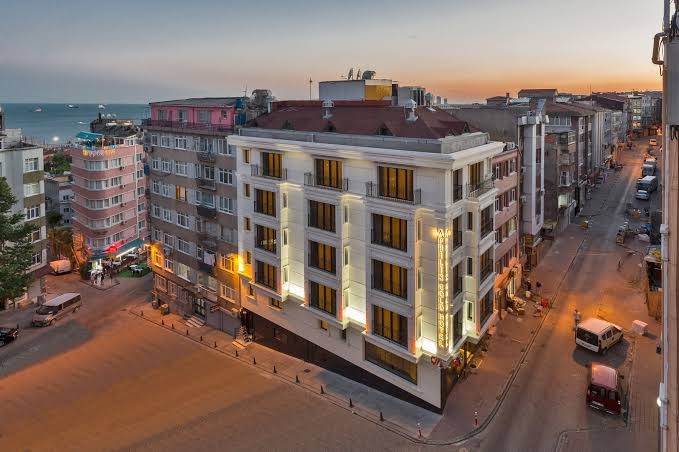 Great Fortune Design Hotel