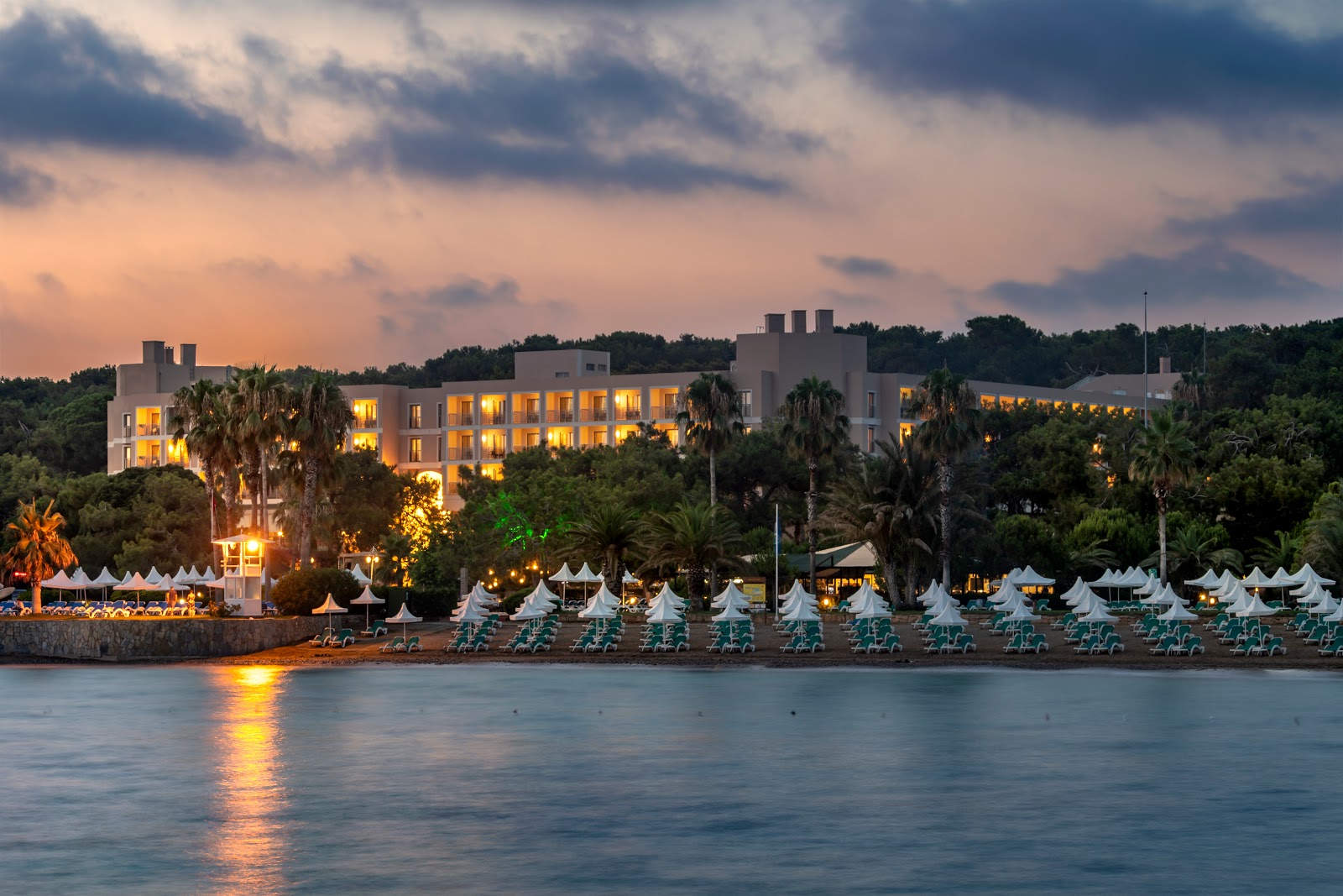 Side Moon Palace Hotel