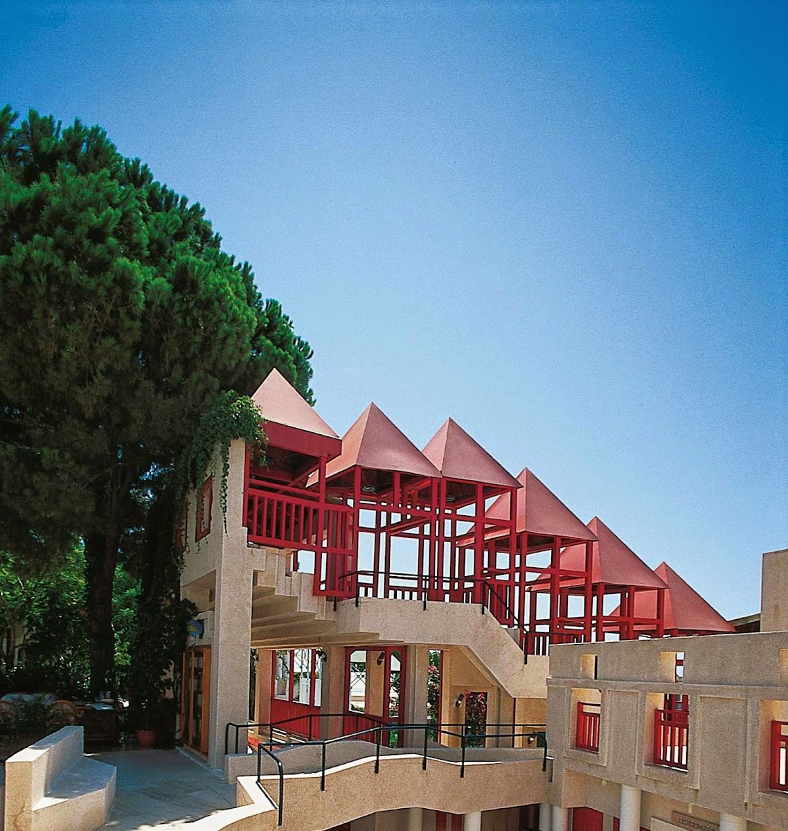 Side Moon Palace Hotel