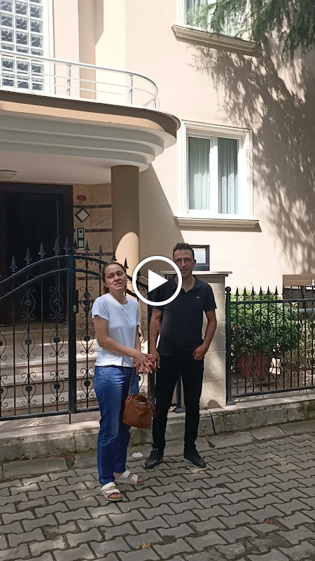 CLOVE BOUTIQUE HOUSE APART