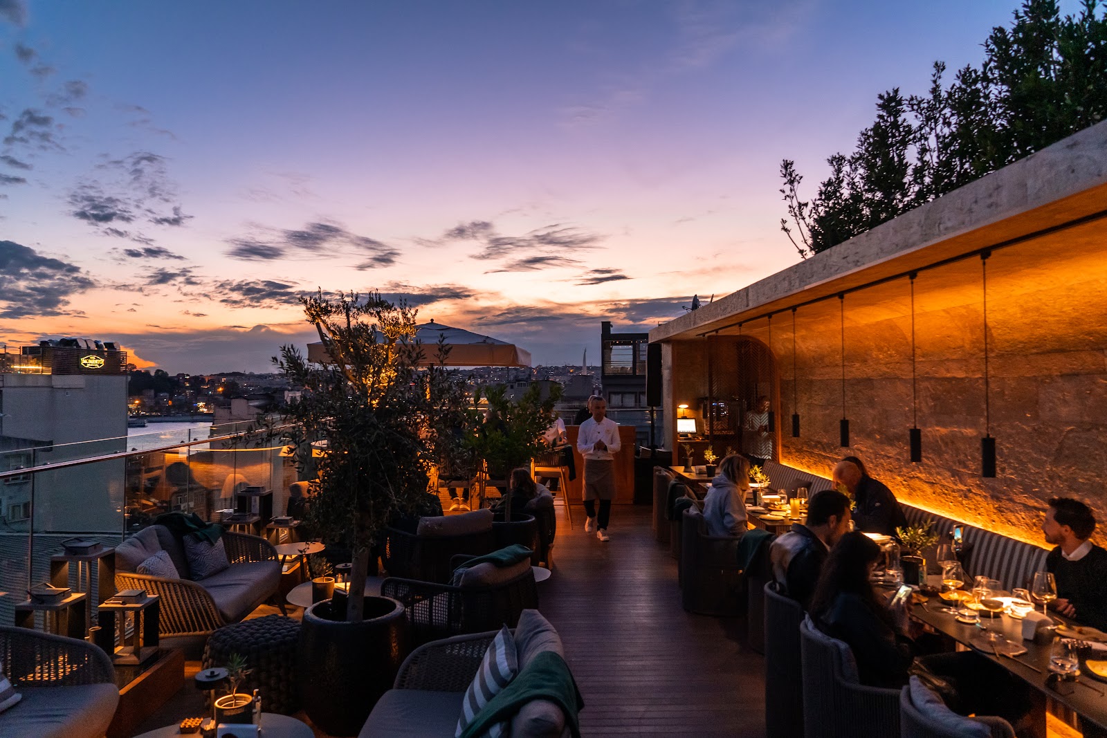 Ecole St. Pierre Hotel