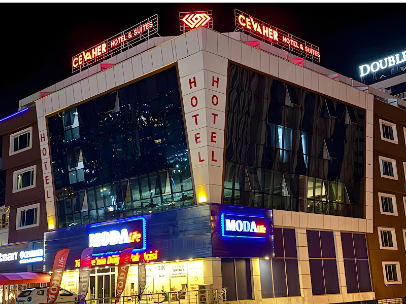 CEVAHER HOTEL & SUITES