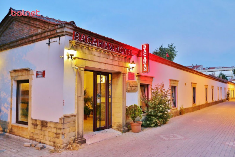 Bacahan Hotel