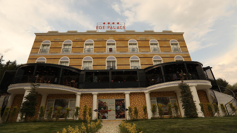 Ege Palace Termal Hotel