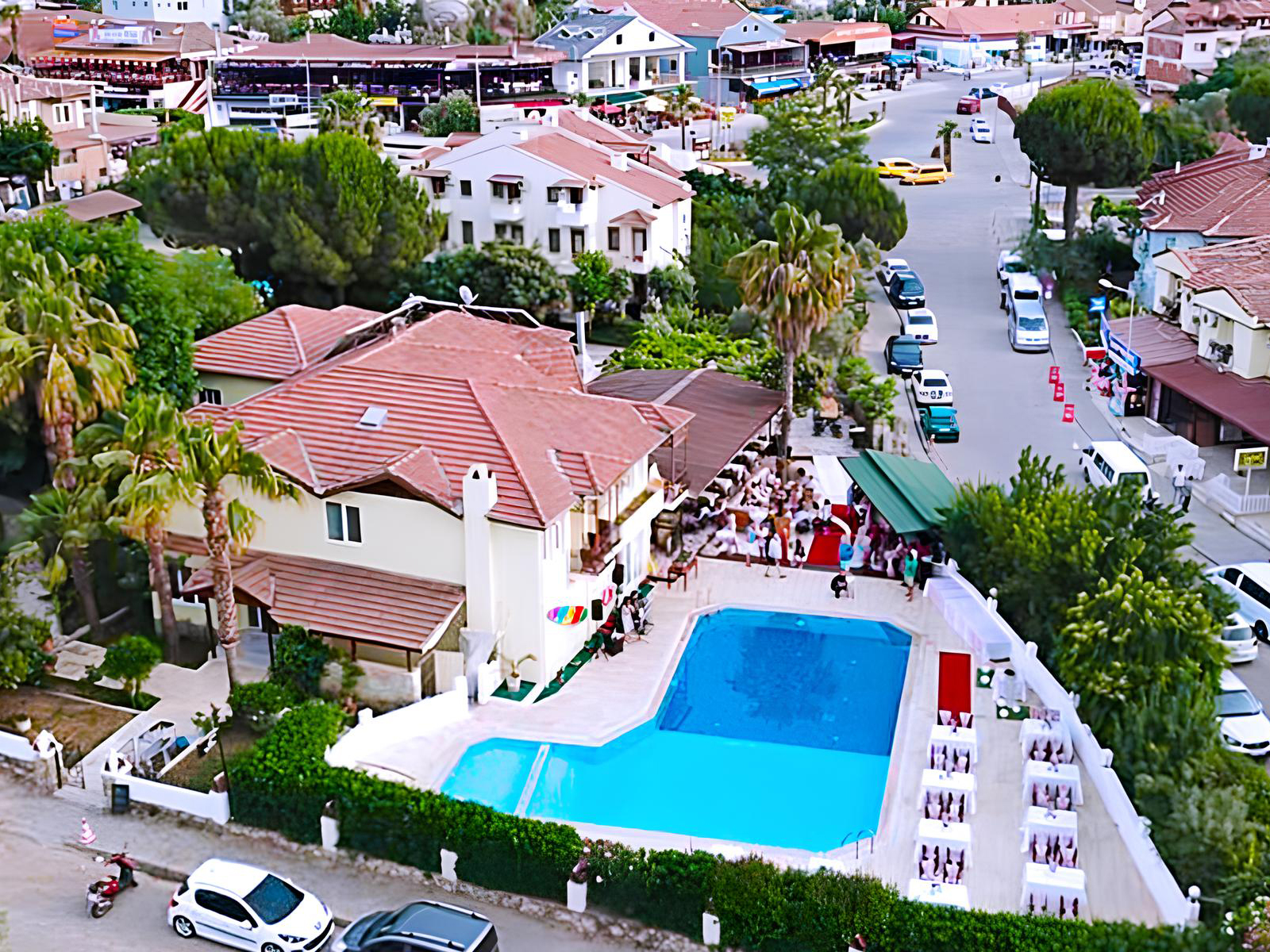Ünlü Hotel