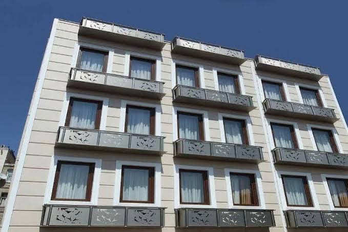 Taksim44 Apart & Suit