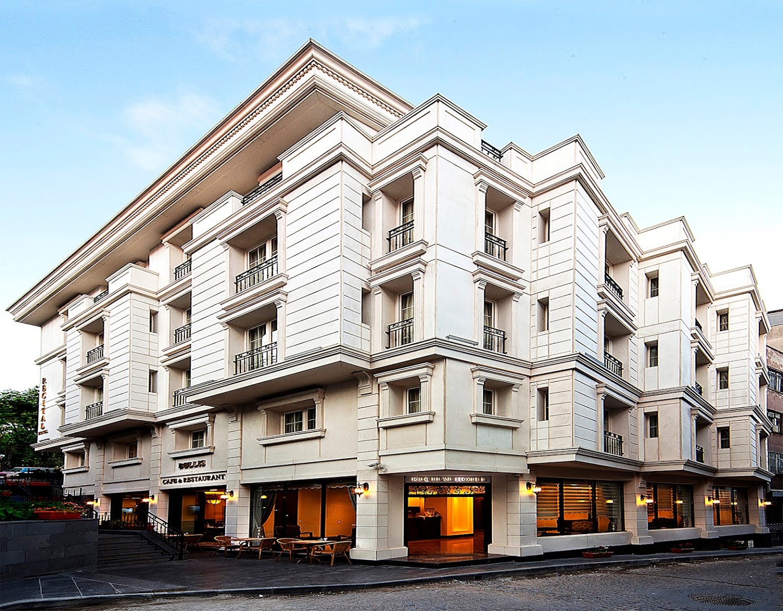 Istanbul Paris Hotel & Hostel