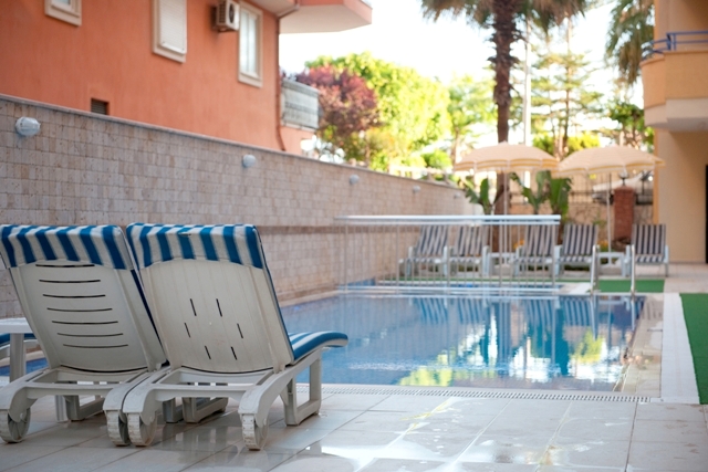 ALANYA LİVANE BEACH OTEL