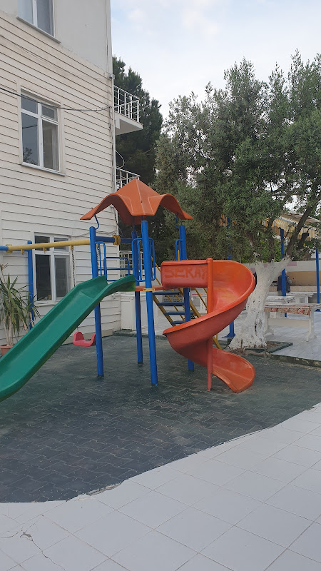 Avşa | Aydın Motel | Avşa Adasinda HavuzluOtelBalıkesirde Oteller