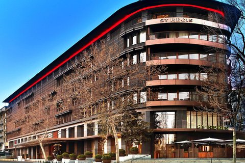 Vakko Hotel And Residence