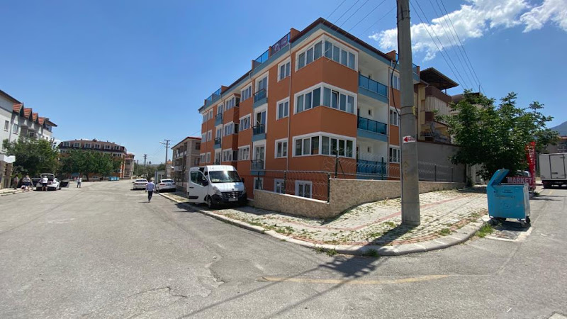 Queensresidance Kız Apart