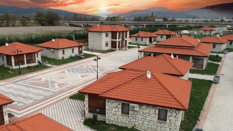 TERMAL KÖY TAŞ EVLERİ/OTEL