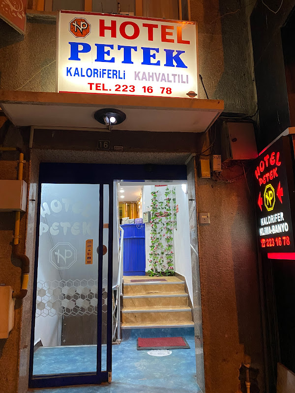 Petek Hotel