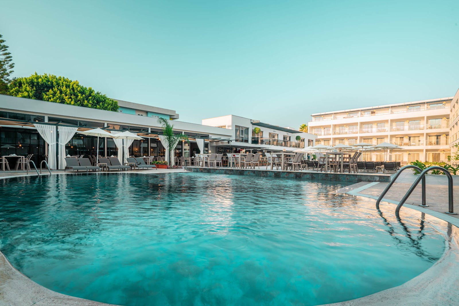 Dolunaydın Hotel / Side