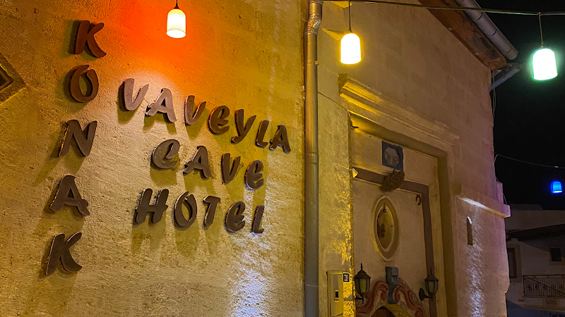 Vaveyla Cave Hotel