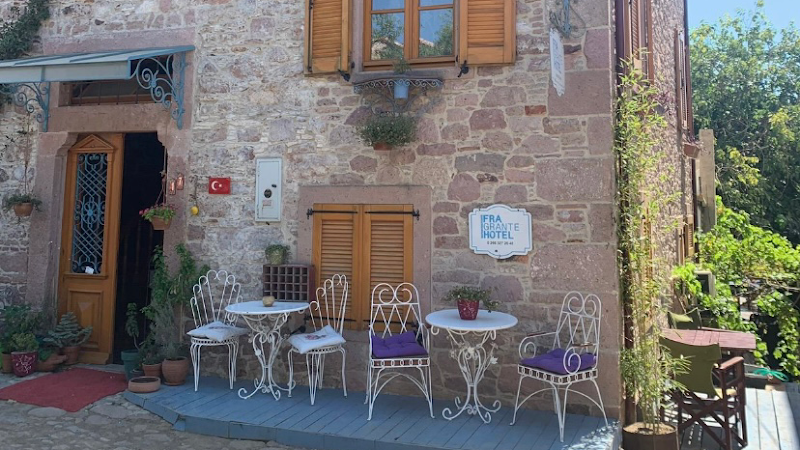 Cunda Fragrante - Adult Only (+13)