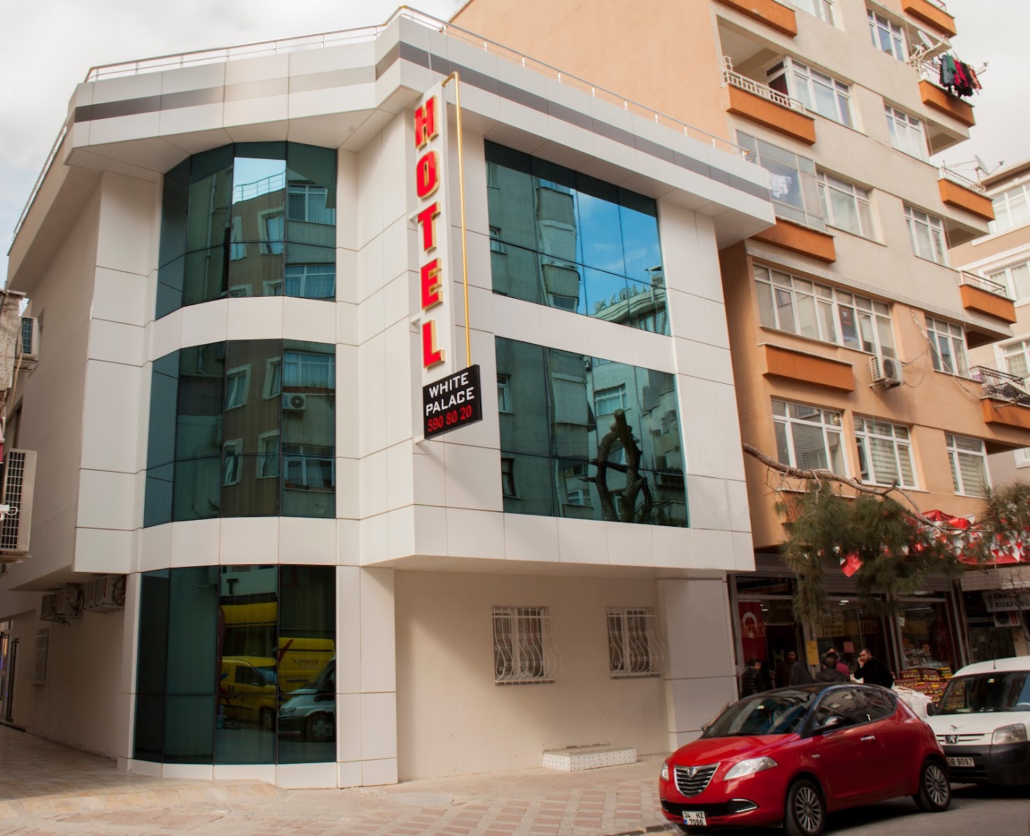 Paradise Airport Hotel