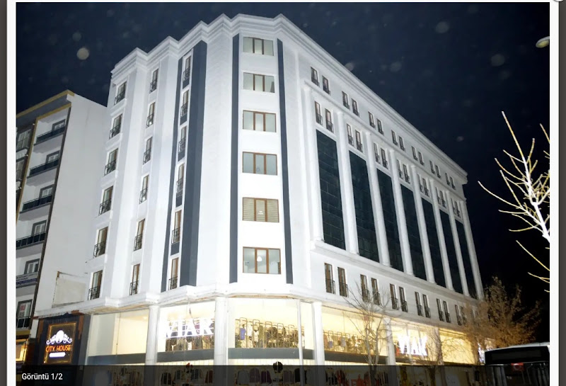 City House /Lüks Yaşam Kız Apartları