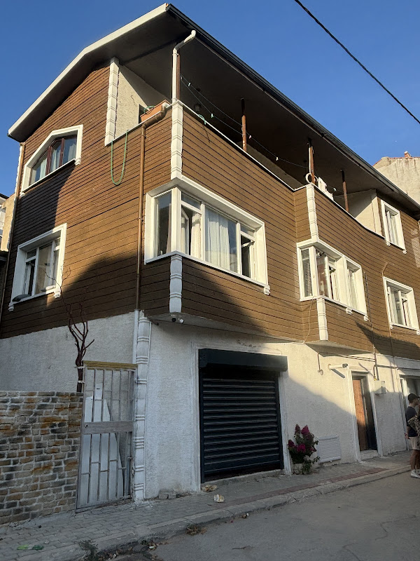 Gemlik Merkez Erkek Öğrenci Apartı