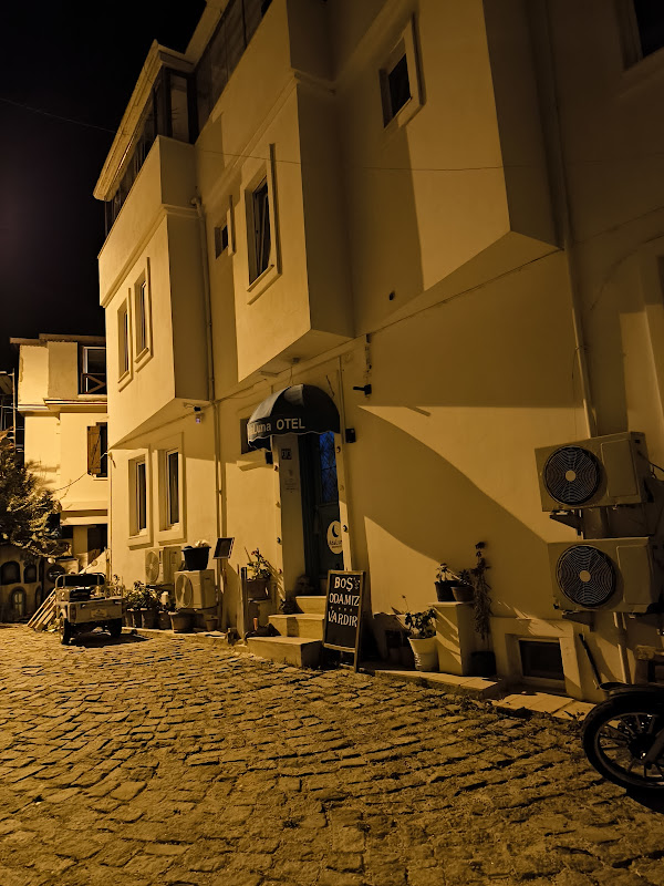 Ada Luna Bozcaada Otel