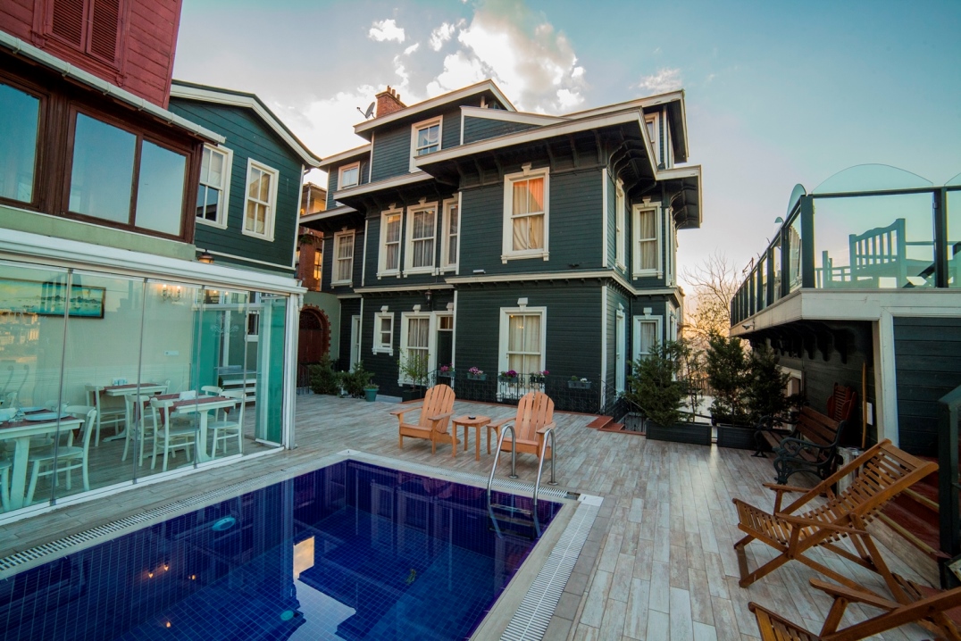 Golden Horn Park Hotel