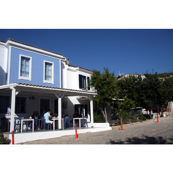 Bozcaada Bademlik Otel