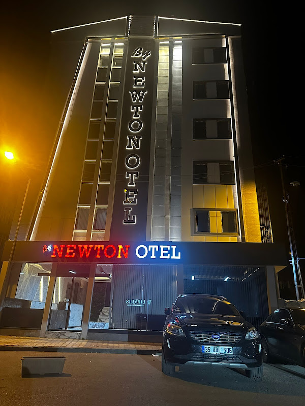 By Newton otel