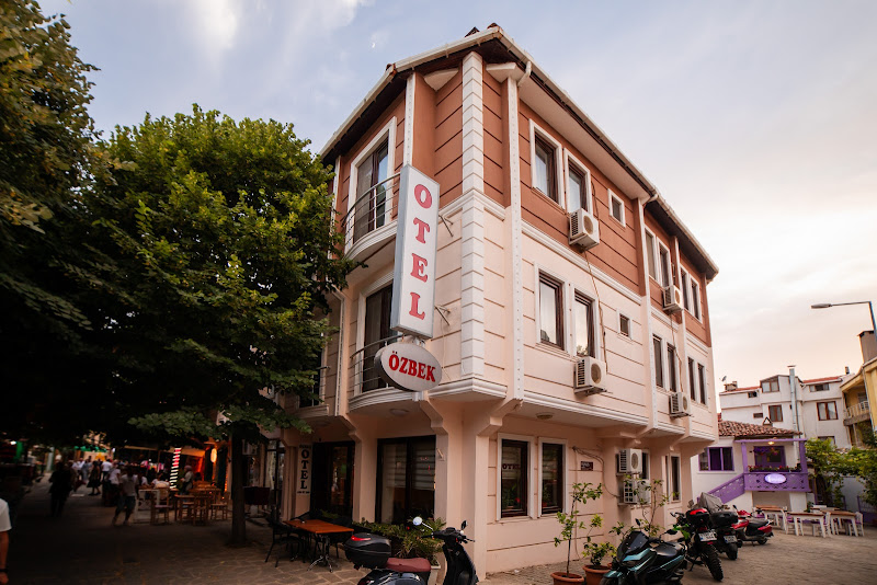 Ozbek Hotel