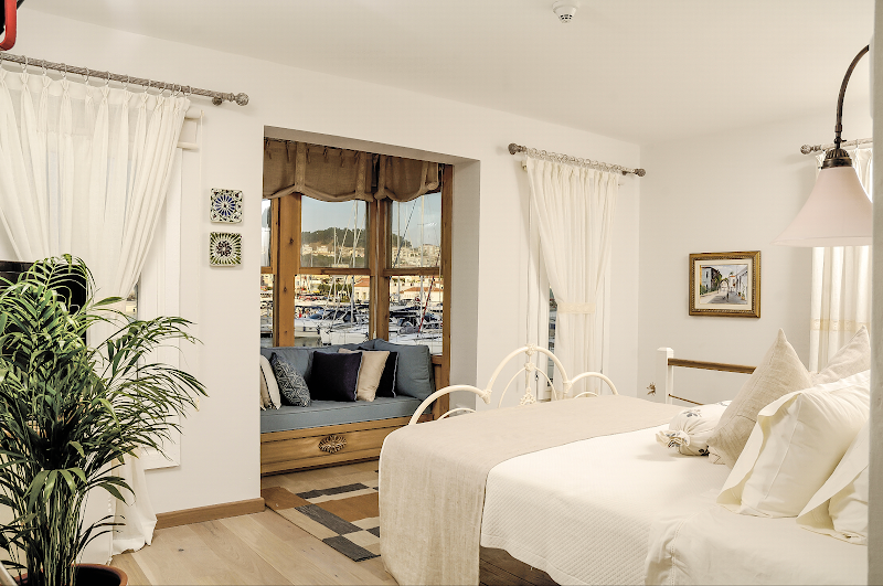 Cesme Marina Guest House