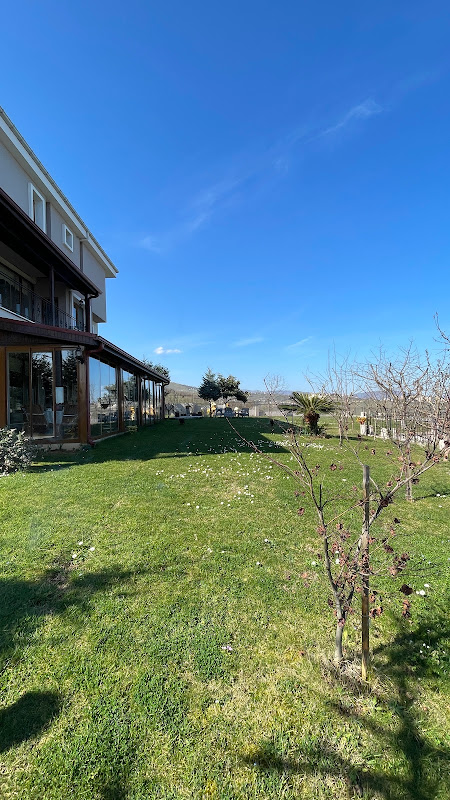 فلل للايجار في طرابزون - Black villa