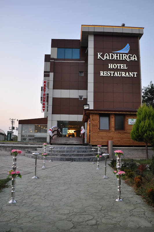 Kadhırg Hotel
