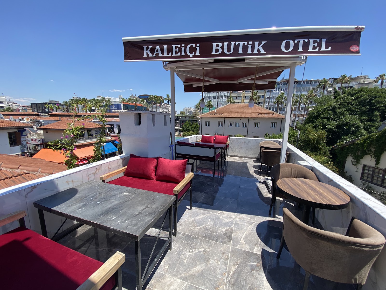 Leliko Suites